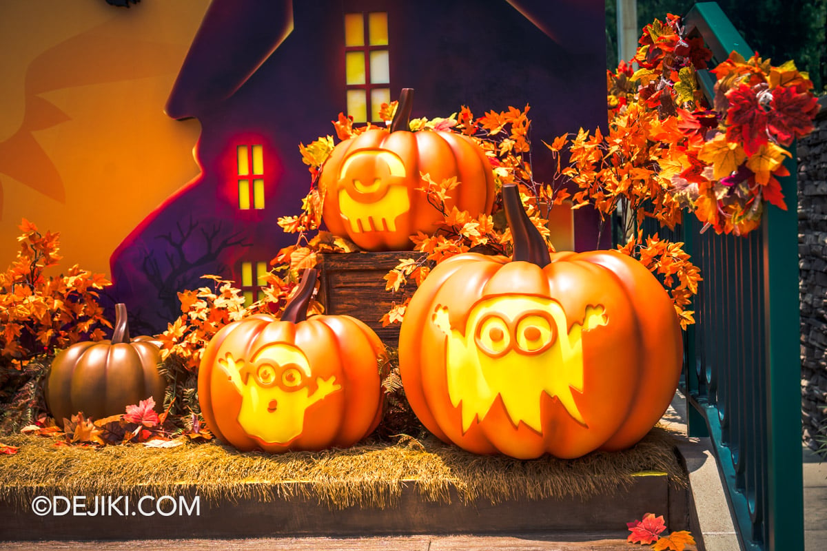 Universal Studios Singapore Day Halloween Trick or Thrills 2026 Minion Land Halloween stage detail
