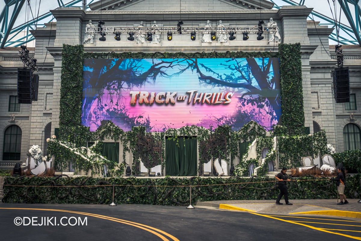 Universal Studios Singapore Day Halloween Trick or Thrills 2026 New York The Raveyard stage wide