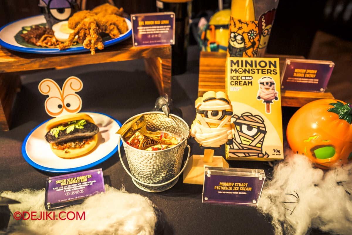 Universal Studios Singapore - Daytime Trick or Thrills and HHN14 Minion Land Super Hungry Food Stand menu Universal Studios Singapore Daytime Trick or Thrills and HHN14 Minion Land Super Hungry Food Stand menu