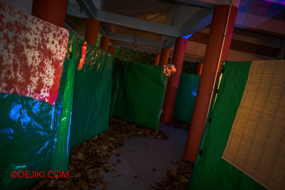 Haw Ror Villa 5 Singapore - 29 - Zone 3 Haunted Labyrinth Interior Haw Ror Villa 5 Singapore 29 Zone 3 Haunted Labyrinth Interior