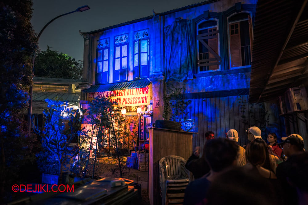 USS HHN14 Haunted House Karang Guni Cursed Collection Tour by Dejiki 02 alleyway and shophouse No 14 USS HHN14 Haunted House Karang Guni Cursed Collection Tour by Dejiki 02 alleyway and shophouse No 14