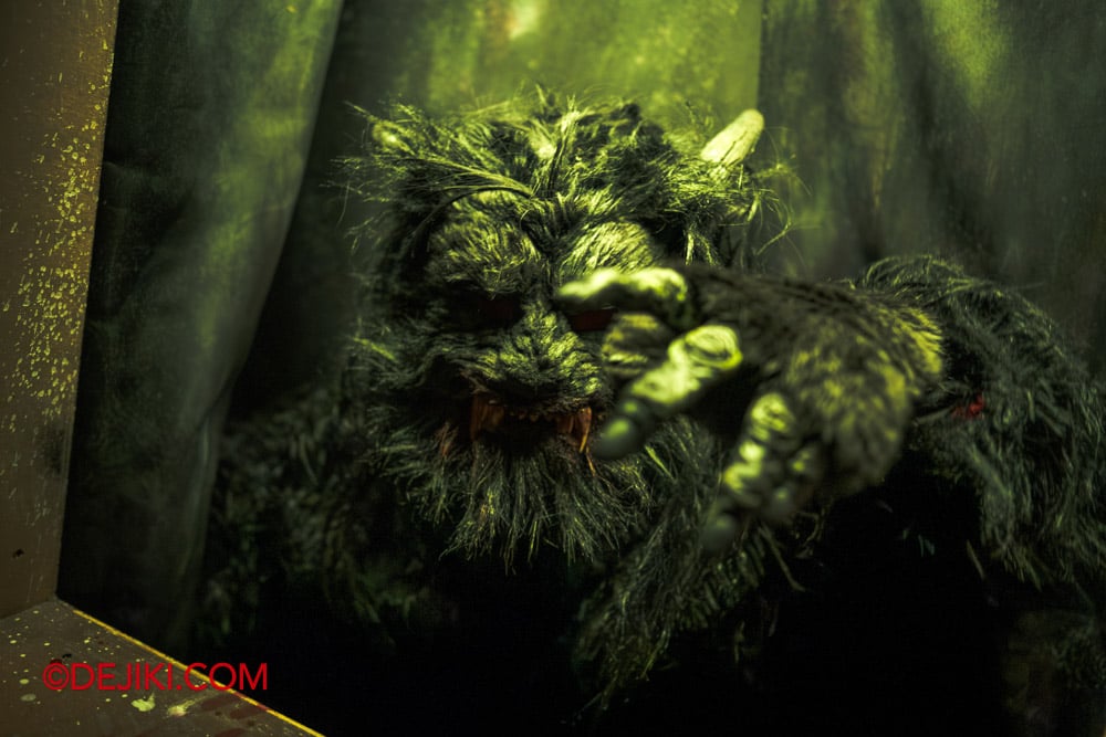 USS HHN14 Haunted House Karang Guni Cursed Collection Tour by Dejiki 09 horned beast in the back room USS HHN14 Haunted House Karang Guni Cursed Collection Tour by Dejiki 09 horned beast in the back room