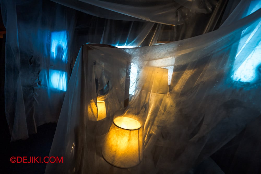 USS HHN14 Haunted House Karang Guni Cursed Collection Tour by Dejiki 23 shadowy hands behind plastic sheets USS HHN14 Haunted House Karang Guni Cursed Collection Tour by Dejiki 23 shadowy hands behind plastic sheets