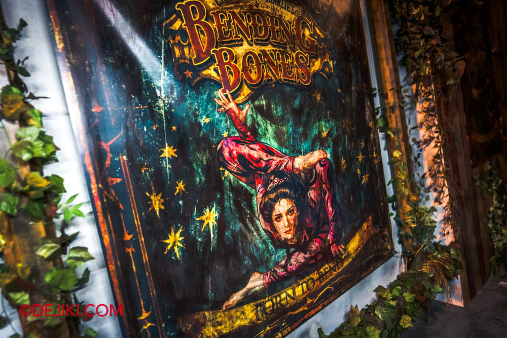 USS HHN14 Haunted House Tour by Dejiki Chatterbox Charlie's Vaudeville Horrors 04 Bending Bones USS HHN14 Haunted House Tour by Dejiki Chatterbox Charlies Vaudeville Horrors 04 Bending Bones