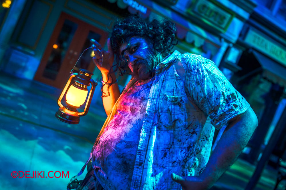 USS HHN14 The Raveyard Scare Zone Tour by Dejiki 07 uncle with a lantern USS HHN14 The Raveyard Scare Zone Tour by Dejiki 07 uncle with a lantern