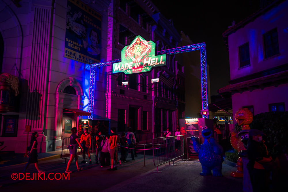 USS Halloween Horror Nights 14 Special Feature Haunted House Tour by Dejiki Made in Hell XL Robotics 0 queue entrance USS Halloween Horror Nights 14 Special Feature Haunted House Tour by Dejiki Made in Hell XL Robotics 0 queue entrance
