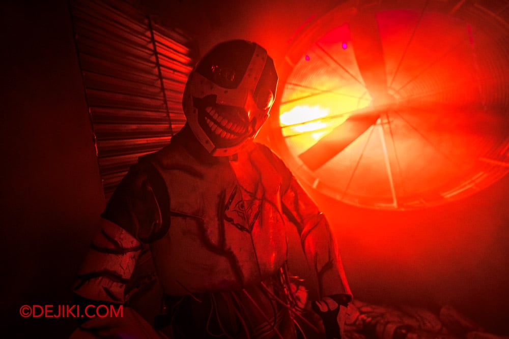 USS Halloween Horror Nights 14 Special Feature Haunted House Tour by Dejiki Made in Hell XL Robotics 13 discarded robot vent fan USS Halloween Horror Nights 14 Special Feature Haunted House Tour by Dejiki Made in Hell XL Robotics 13 discarded robot vent fan
