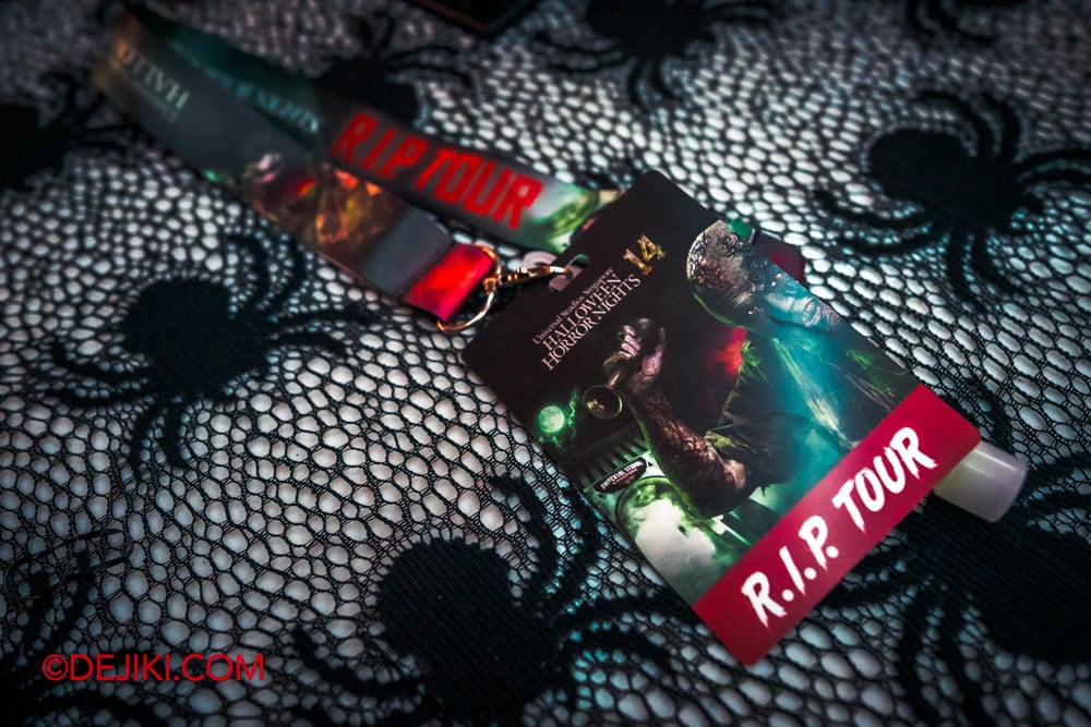 Universal Studios Singapore Halloween Horror Nights 14 USS HHN14 RIP Tour - Exclusive RIP Credential Card and Special Lanyard Universal Studios Singapore Halloween Horror Nights 14 USS HHN14 RIP Tour Exclusive RIP Credential Card and Special Lanyard